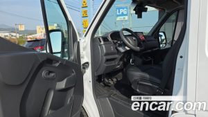 Renault-KoreaSamsung Master 2.3 Facelift L 2024 года из Южной Кореи