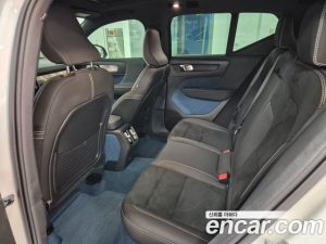 Volvo XC40 Twin ULTIMATE 2024 года из Южной Кореи