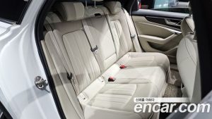 Audi A6 45 TDI 4WD Premium 2023 года из Южной Кореи