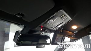 Renault-KoreaSamsung XM3 1.6 E-TECH Inspire 2023 года из Южной Кореи