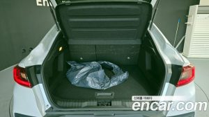 Renault-KoreaSamsung XM3 1.6 E-TECH Inspire 2023 года из Южной Кореи