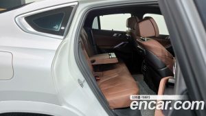 BMW X6 xDrive40i M Sport 2023 года из Южной Кореи