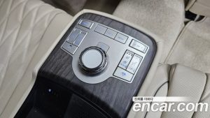 Genesis G80 Бензин 2.5 Turbo AWD 2025 года из Южной Кореи