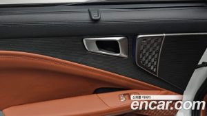 Kia K8 Noblesse 2025 года из Южной Кореи