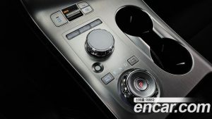 Genesis GV70 2.5T Бензин AWD 2025 года из Южной Кореи