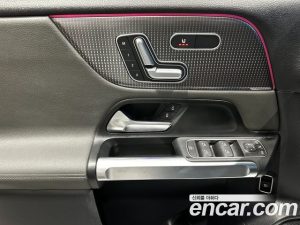 Mercedes-Benz EQB EQB300 4MATIC 2023 года из Южной Кореи