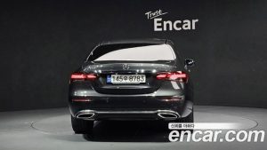 Mercedes-Benz E-Class E350 4MATIC Exclusive 2023 года из Южной Кореи