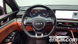 Kia K5 1.6 Turbo 2024 года из Южной Кореи