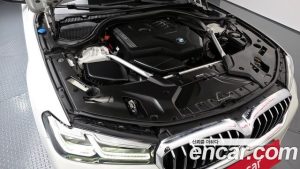 BMW 5-Series 520i M Sport 2023 года из Южной Кореи