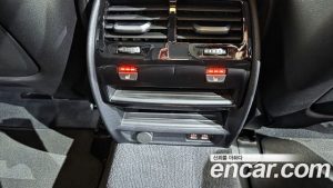 BMW 5-Series 520i M Sport 2023 года из Южной Кореи