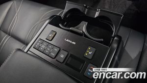Lexus ES Executive 2025 года из Южной Кореи