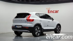 Volvo XC40 B4 ULTIMATE Bright 2023 года из Южной Кореи