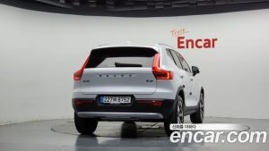 Volvo XC40 B4 ULTIMATE Bright 2023 года из Южной Кореи