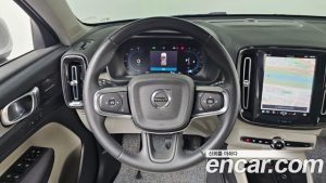 Volvo XC40 B4 ULTIMATE Bright 2023 года из Южной Кореи