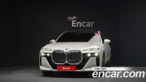 BMW 7-Series 750e xDrive M Sport 2023 года из Южной Кореи