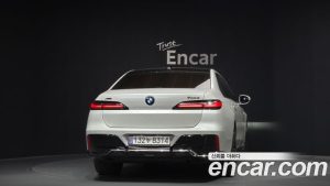 BMW 7-Series 750e xDrive M Sport 2023 года из Южной Кореи