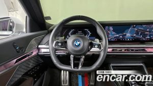 BMW 7-Series 750e xDrive M Sport 2023 года из Южной Кореи