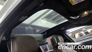 BMW 7-Series 750e xDrive M Sport 2023 года из Южной Кореи