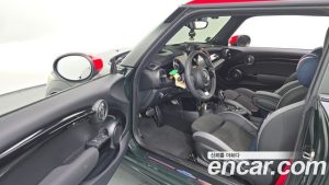 Mini Cooper JCW 2024 года из Южной Кореи