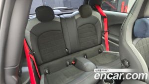 Mini Cooper JCW 2024 года из Южной Кореи