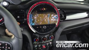 Mini Cooper JCW 2024 года из Южной Кореи