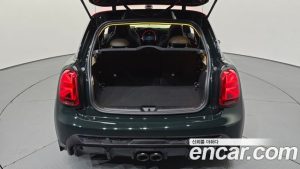 Mini Cooper JCW 2024 года из Южной Кореи