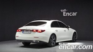 Mercedes-Benz E-Class E200 Avantgarde 2025 года из Южной Кореи