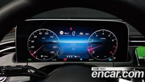 Mercedes-Benz E-Class E200 Avantgarde 2025 года из Южной Кореи