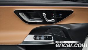 Mercedes-Benz E-Class E200 Avantgarde 2025 года из Южной Кореи