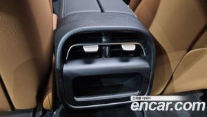 Mercedes-Benz E-Class E200 Avantgarde 2025 года из Южной Кореи