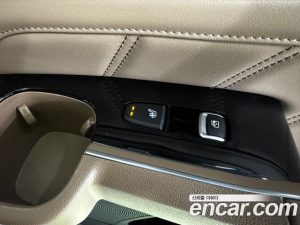 Kia Sorento Бензин 2.5T 4WD 2024 года из Южной Кореи