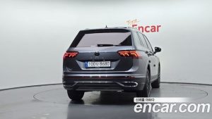 Volkswagen Tiguan 2.0 TSI Prestige 2022 года из Южной Кореи