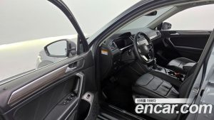 Volkswagen Tiguan 2.0 TSI Prestige 2022 года из Южной Кореи