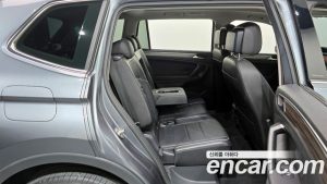 Volkswagen Tiguan 2.0 TSI Prestige 2022 года из Южной Кореи