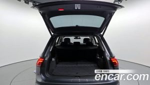 Volkswagen Tiguan 2.0 TSI Prestige 2022 года из Южной Кореи