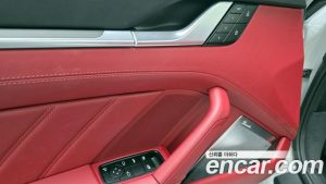 Porsche 911 Turbo S Cabriolet 2024 года из Южной Кореи