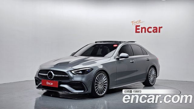 Mercedes-Benz C-Class C300 4MATIC AMG Line 2023 года из Кореи