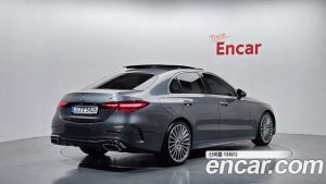 Mercedes-Benz C-Class C300 4MATIC AMG Line 2023 года из Южной Кореи