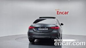 Mercedes-Benz C-Class C300 4MATIC AMG Line 2023 года из Южной Кореи
