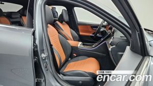 Mercedes-Benz C-Class C300 4MATIC AMG Line 2023 года из Южной Кореи