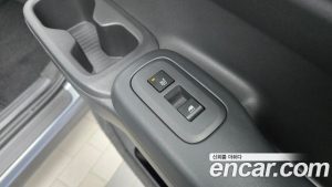 Hyundai Santafe Бензин 2.5T 2WD 2024 года из Южной Кореи