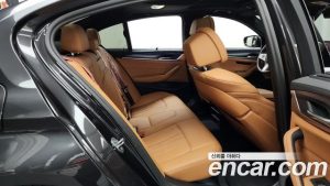 BMW 5-Series 520i M Sport 2023 года из Южной Кореи