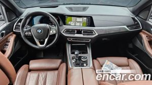 BMW X5 xDrive 30d xLine 2023 года из Южной Кореи