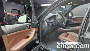 BMW X5 xDrive 30d xLine 2023 года из Южной Кореи