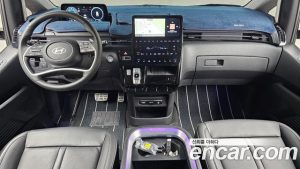 Hyundai Staria HEV 1.6 Lounge 9-Seater 2025 года из Южной Кореи