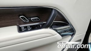 Land Rover Range Rover P530 AB LWB 2023 года из Южной Кореи