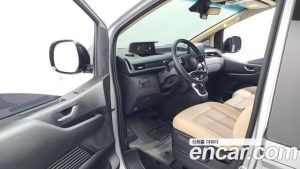 Hyundai Staria 4WD Tourer 11-Seater 2025 года из Южной Кореи