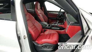 Porsche Cayenne 3.0 Coupe 2023 года из Южной Кореи