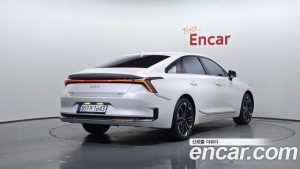 Kia K8 Signature 2025 года из Южной Кореи