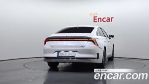 Kia K8 Signature 2025 года из Южной Кореи